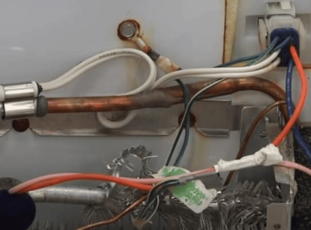 Dấu hiệu cảm biến tủ lạnh bị lỗi
