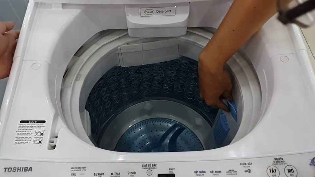 Giảm tải lượng quần áo