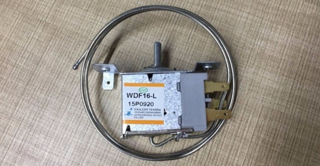 Thermostat tủ lạnh