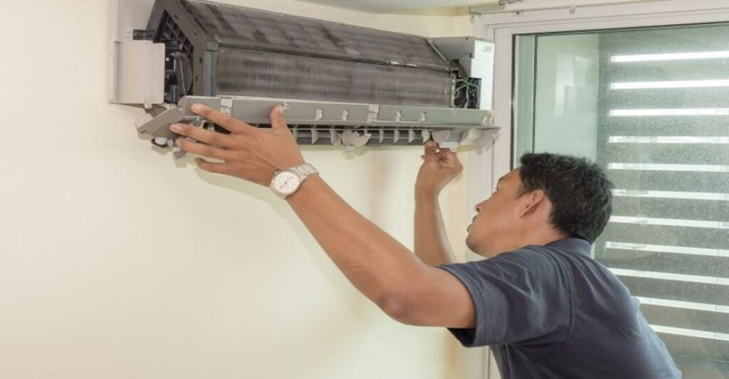 Máng nước máy lạnh là gì