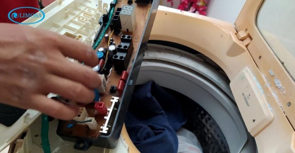 Kiểm tra dây điện trong máy giặt