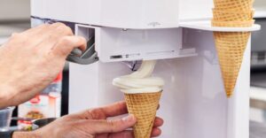 sửa chữa máy làm kem tươi 2 vòi