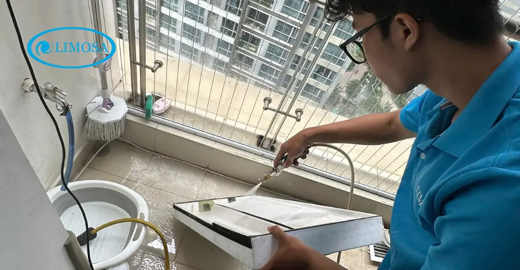 vệ sinh máy lạnh tại nhà Limosa