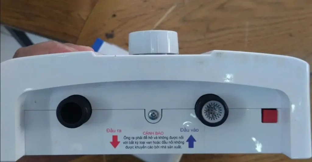 sửa máy nước nóng tận nơi