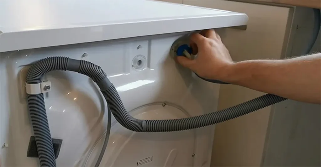Hỏng van xả hoặc trục ly hợp không thoát tải