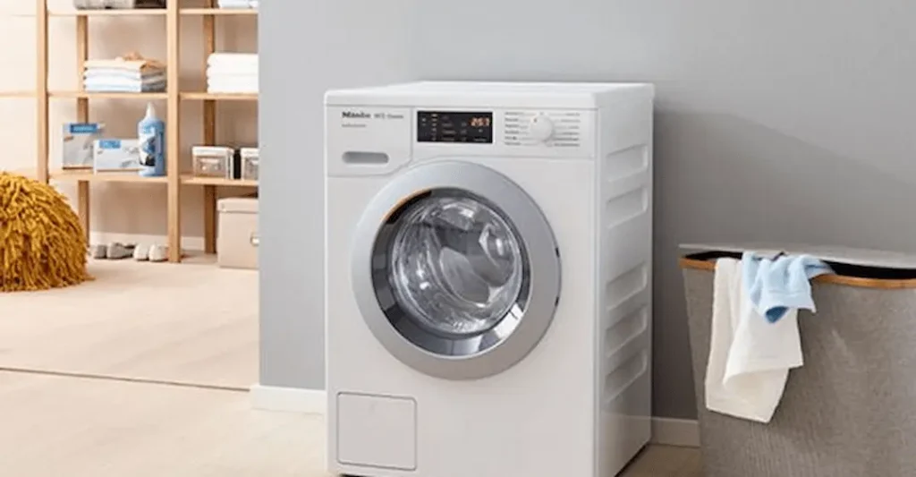 Máy giặt Midea báo lỗi E4 là gì và dấu hiệu nhận biết