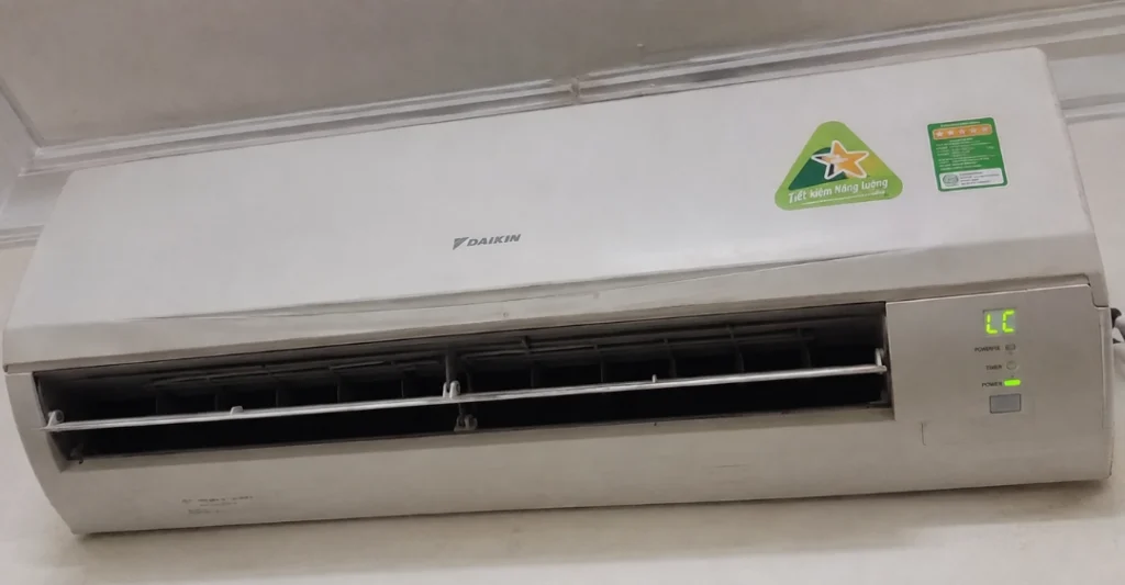 Lỗi LC máy lạnh Daikin là gì
