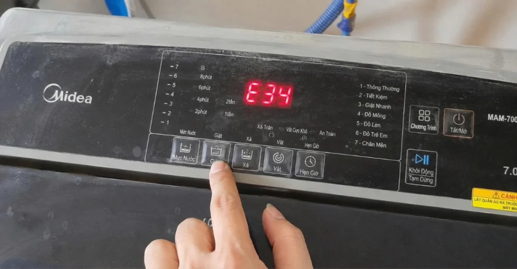 Lỗi E34 trên máy giặt Midea