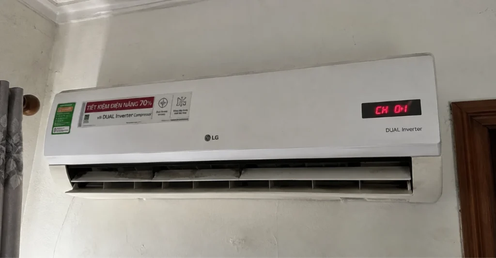 Dấu hiệu nhận biết máy lạnh LG báo lỗi CH01